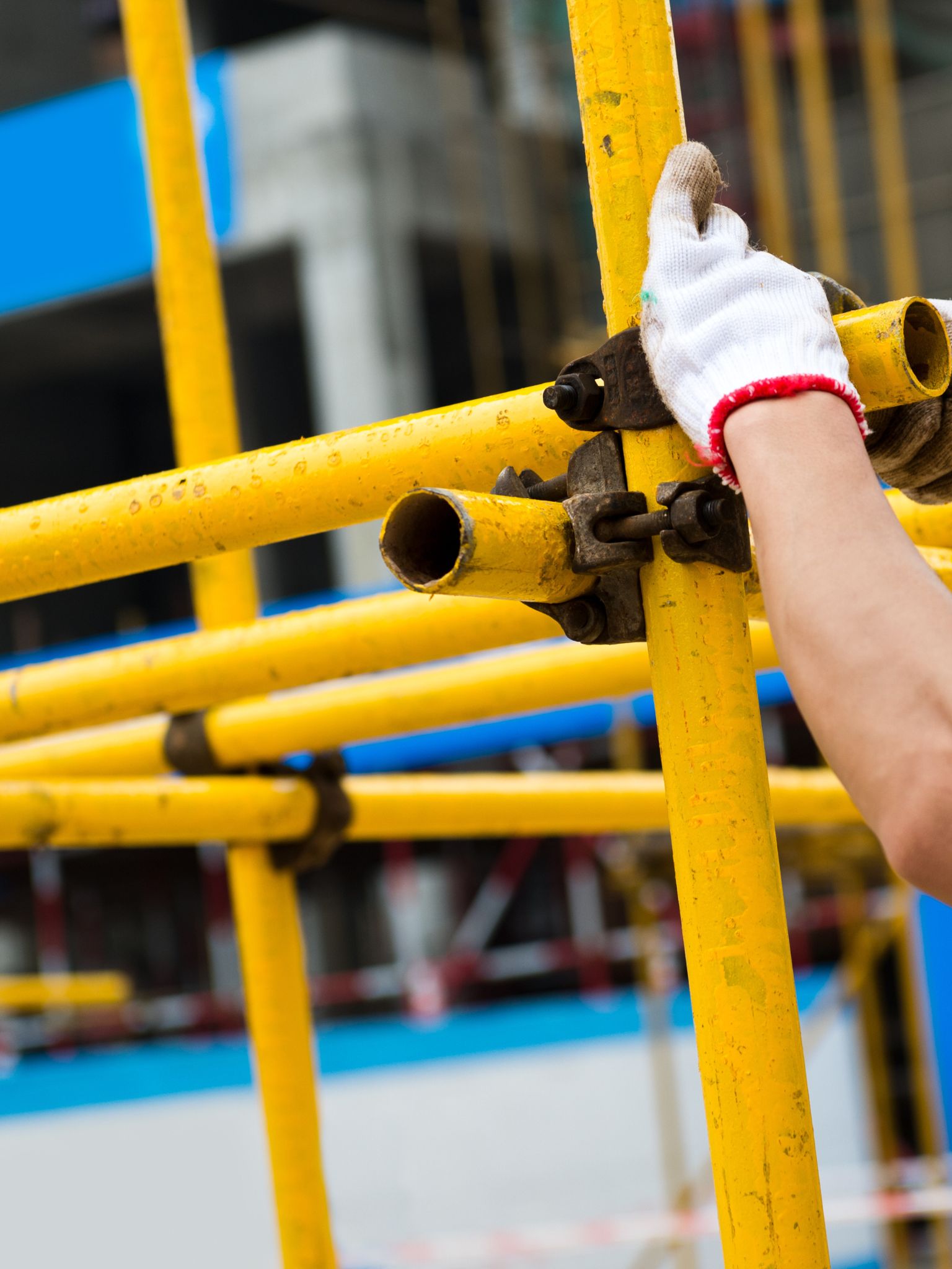 chimney scaffolding Raynes Park